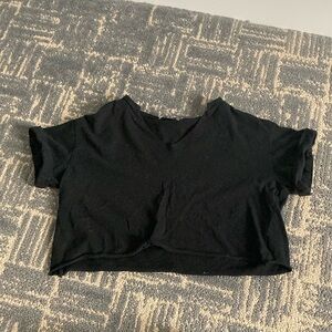 Charlotte Russe Black Cuffed Sleeve Crop T-Shirt